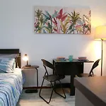 ゲストハウス Executive Maggiore セスト・カレンデ
