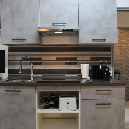 ゲストハウス Executive Maggiore 3*